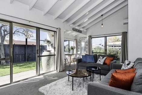 Photo of property in 3a Compton Place, Mount Maunganui, 3116