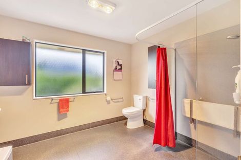 Photo of property in 1 Longfields Road, Brightwater, 7022