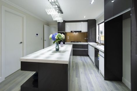 Photo of property in 12 Drover Close, Flat Bush, Auckland, 2019
