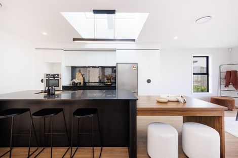 Photo of property in 68 Freedom Drive, Kelvin Grove, Palmerston North, 4414