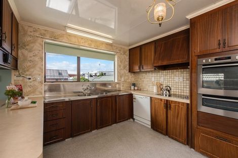 Photo of property in 3 Chamberlain Road, Karori, Wellington, 6012