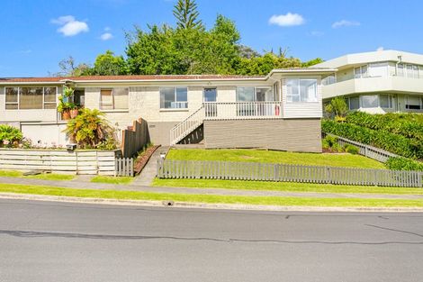 Photo of property in 67 Brigantine Drive, Beach Haven, Auckland, 0626