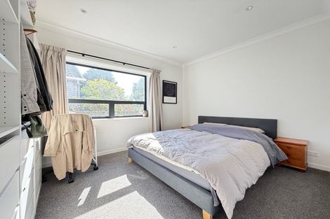 Photo of property in 25 Pirie Crescent, Moera, Lower Hutt, 5010