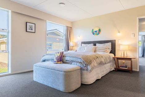 Photo of property in 49 Donovan Road, Paraparaumu Beach, Paraparaumu, 5032