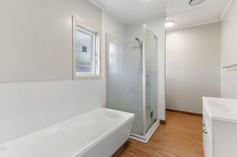 Photo of property in 31 Clevedon Road, Papakura, 2110