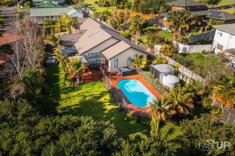 Photo of property in 13 Hobie Court, West Harbour, Auckland, 0618