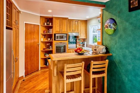 Photo of property in 5 Beavis Lane, Karori, Wellington, 6012