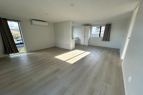 Photo of property in 6 Applewood Drive, Henderson, Auckland, 0612