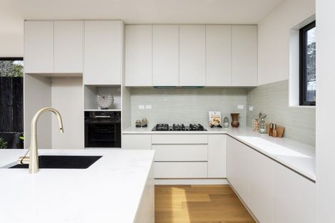 Photo of property in 10a Agathis Avenue, Mairangi Bay, Auckland, 0630