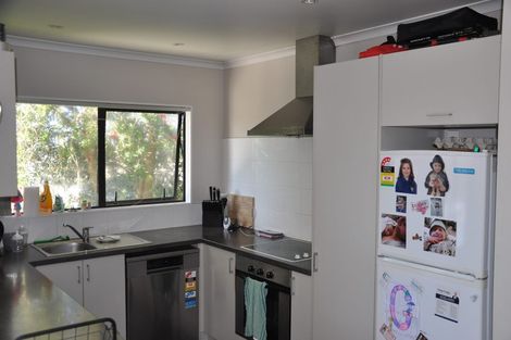 Photo of property in 52a Keegan Drive, Massey, Auckland, 0614