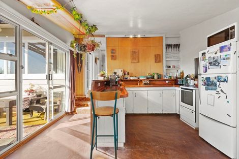 Photo of property in 3 Te Hutewai Road, Raglan, 3225