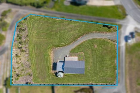 Photo of property in 28 Settlement Road, Kaiwaka, 0573