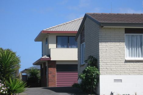 Photo of property in 422b Oceanbeach Road, Mount Maunganui, 3116