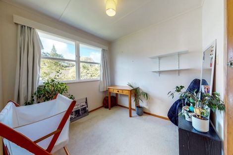 Photo of property in 4 Pauline Way, Paparangi, Wellington, 6037