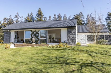 Photo of property in 72 Oakgrove Drive, Rangiora, 7400