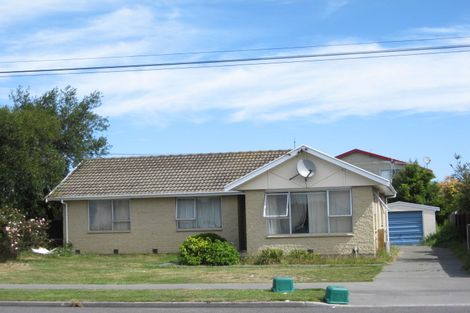 Photo of property in 394 Mairehau Road, Parklands, Christchurch, 8083