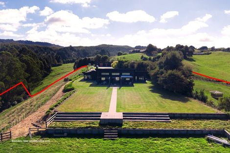 Photo of property in 122 Hitiri Road, Kinloch, Taupo, 3377