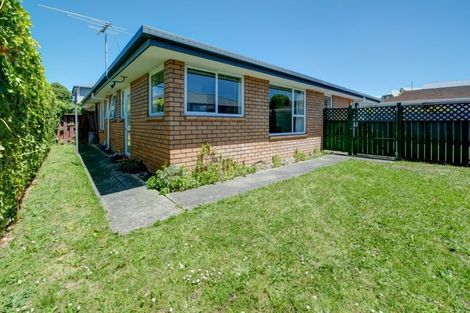 Photo of property in 3/19 Maxwell Street, Riccarton, Christchurch, 8041