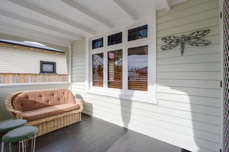 Photo of property in 10 Creagh Street, Te Awa, Napier, 4110