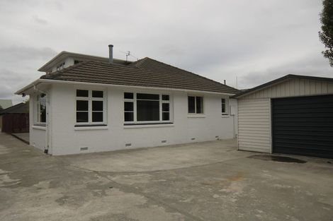 Photo of property in 70 Sawyers Arms Road, Northcote, Christchurch, 8052