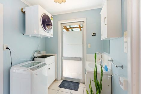 Photo of property in 19 Karaka Street, Otaki Beach, Otaki, 5512