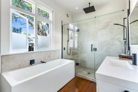 Photo of property in 61 Miro Street, New Lynn, Auckland, 0600