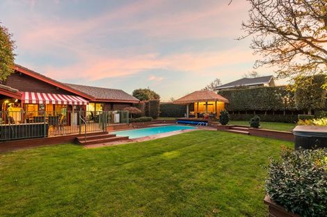 Photo of property in 42 Steadman Road, Broomfield, Christchurch, 8042