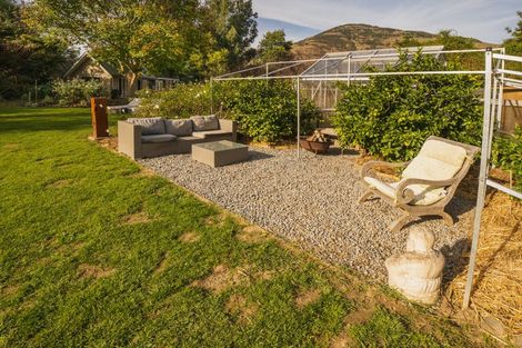 Photo of property in 72 Western Valley Road, Little River, 7591