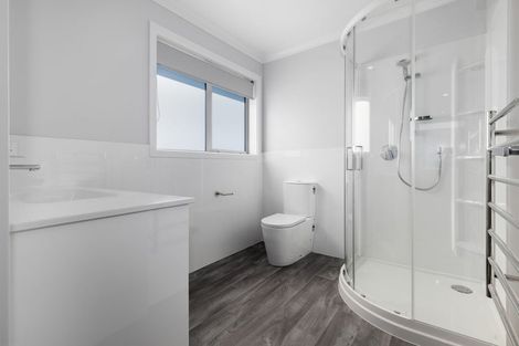 Photo of property in 168 Karuhiruhi Street, Waikanae, 5036