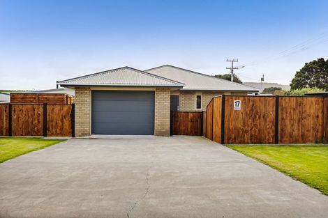 Photo of property in 17 Hira Street, Ohawe, Hawera, 4671