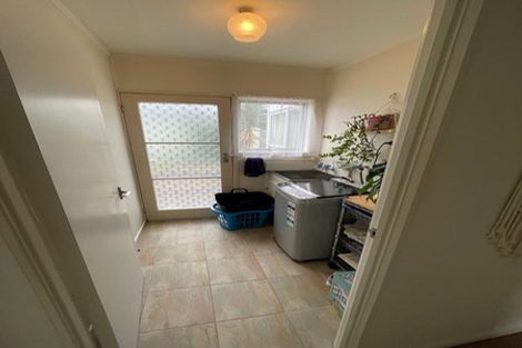 Photo of property in 43 Te Atatu Road, Te Atatu South, Auckland, 0610
