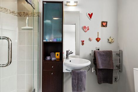 Photo of property in 3/25a Victoria Road, Mount Maunganui, 3116