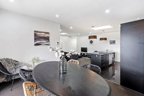 Photo of property in 8u6d Lipman Street, Mount Victoria, Wellington, 6011
