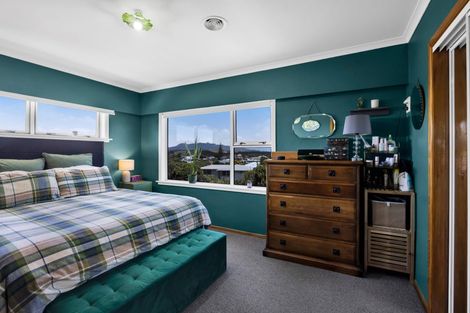 Photo of property in 5 Scott Street, Moturoa, New Plymouth, 4310