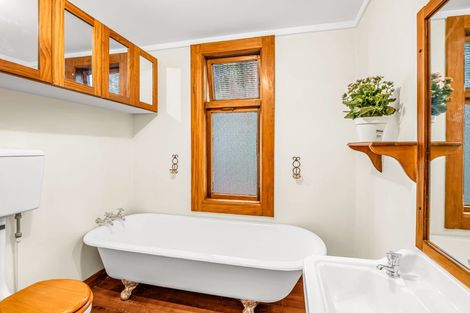 Photo of property in 17 Sussex Street, Levin, 5510