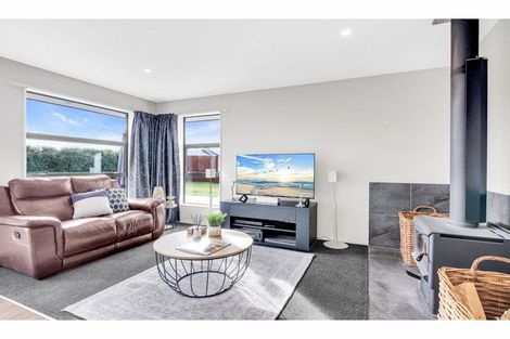 Photo of property in 10 Rhyolite Court, Rolleston, 7614