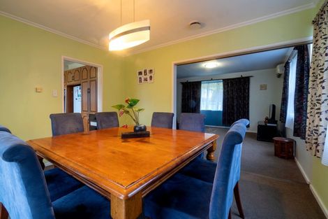 Photo of property in 15 Rembrandt Avenue, Tawa, Wellington, 5028