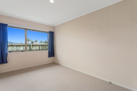 Photo of property in 26 Edgewater Grove, Whakatane, 3120