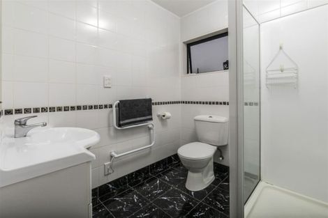 Photo of property in 7 San Vito Place, Henderson, Auckland, 0612