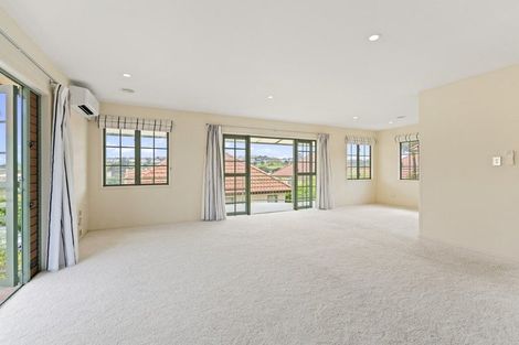 Photo of property in 24 Parkwood Crescent, Gulf Harbour, Whangaparaoa, 0930
