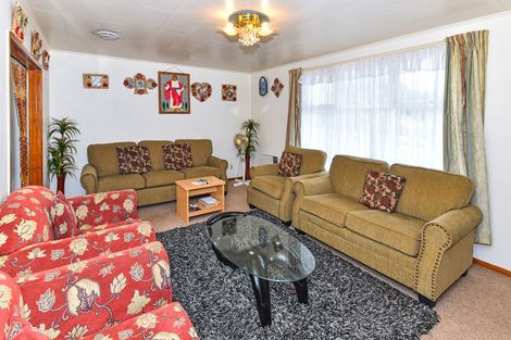 Photo of property in 519 Massey Road, Mangere, Auckland, 2022