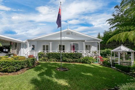 Photo of property in 355 Ridge Road, Paremoremo, Albany, 0793