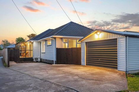 Photo of property in 61 Dunedin Street, Redwood, Christchurch, 8051