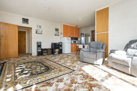 Photo of property in 5038 Pahiatua Pongaroa Road, Pongaroa, 4991