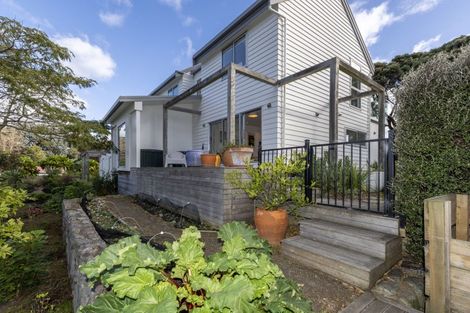 Photo of property in 5 Wharemauku Road, Raumati Beach, Paraparaumu, 5032