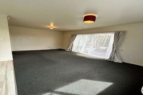 Photo of property in 36 Rimu Street, New Lynn, Auckland, 0600