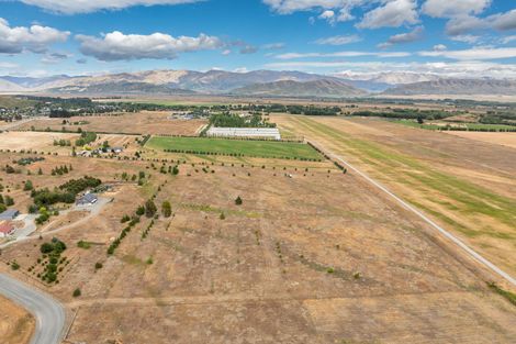 Photo of property in 17 Hardacre Place, Omarama, 9412