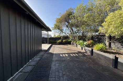 Photo of property in 27a Bay Street, Red Beach, 0932