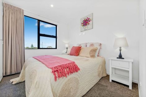 Photo of property in 3/14 Kerswill Place, Pakuranga, Auckland, 2010