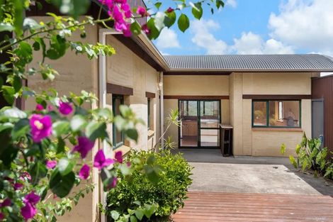 Photo of property in 12 Kukupa Road, Sunnyvale, Auckland, 0612
